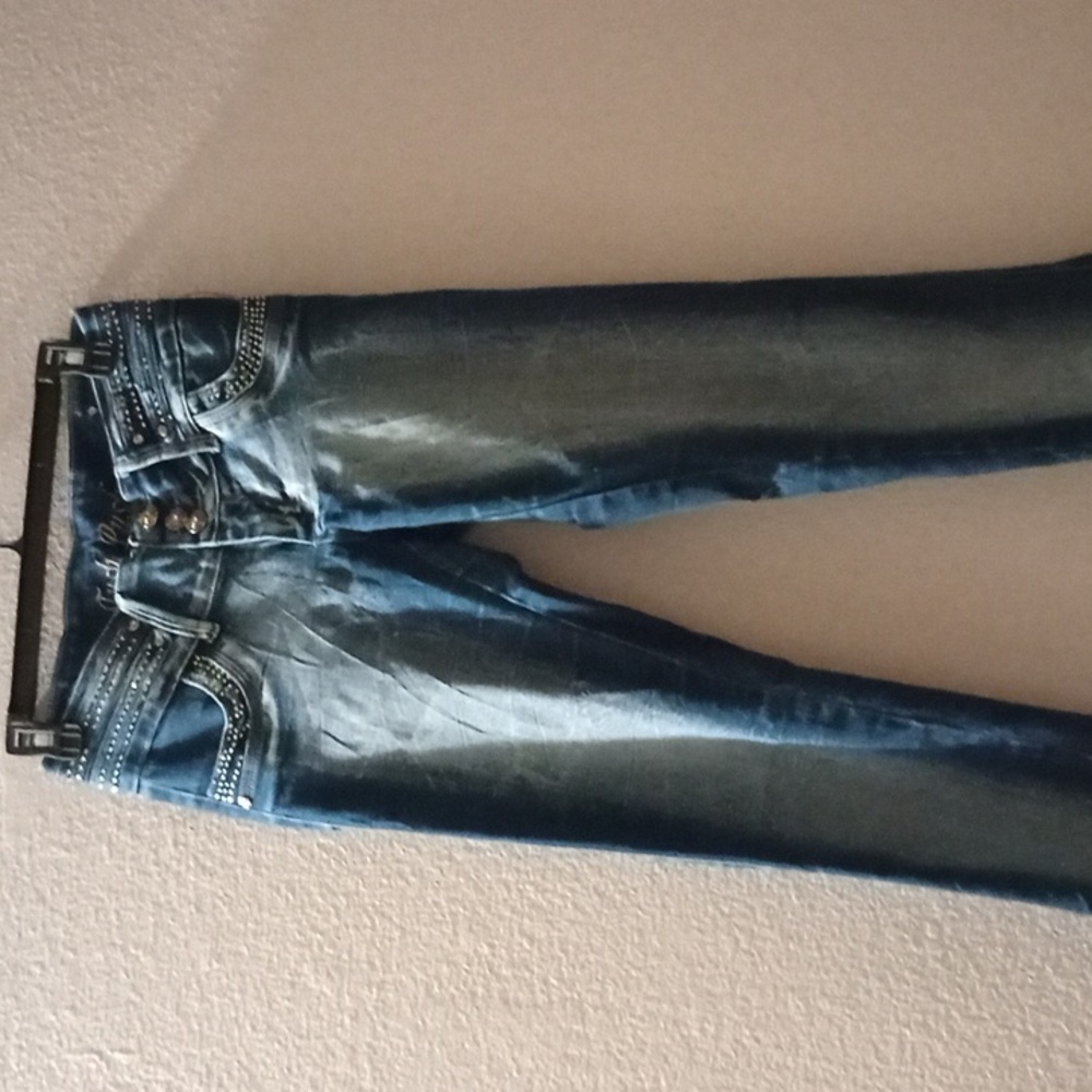 A very nice elegant jean